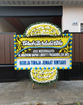 Papan Bunga Duka di Aceh Utara